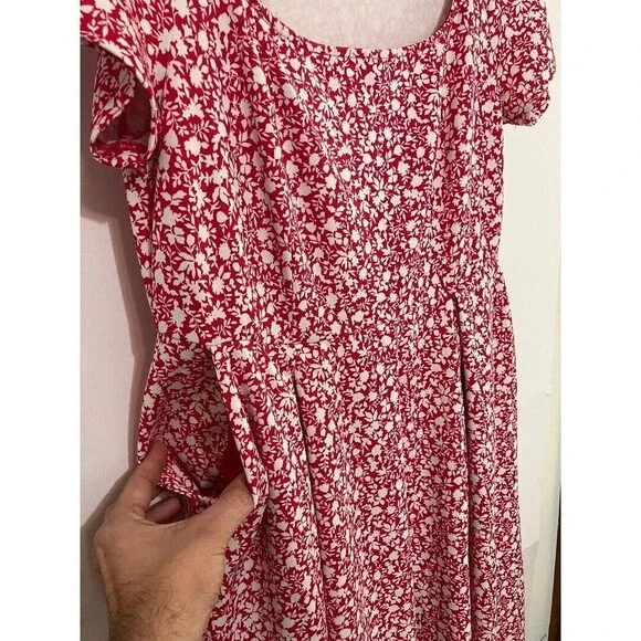 Torrid Maxi Women's Dress 1X Red Floral Cap Sleeve Pleated Fit Flare Pockets EUC - Picture 4 of 12